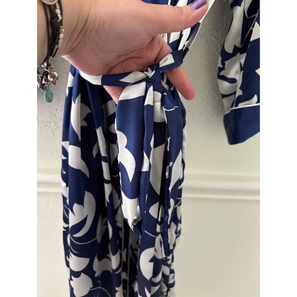 Vintage Gold Label Victorias Secret Navy White Floral Satin Robe With Belt Women - Picture 12 of 14